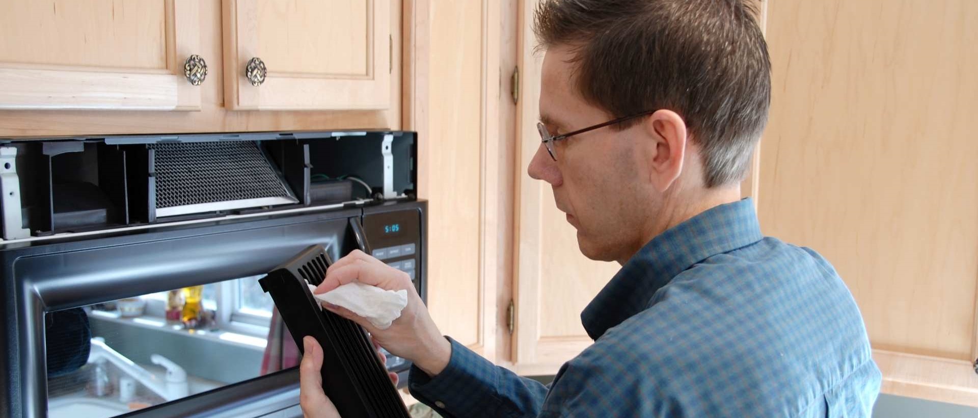 Kitchen fitters SW8